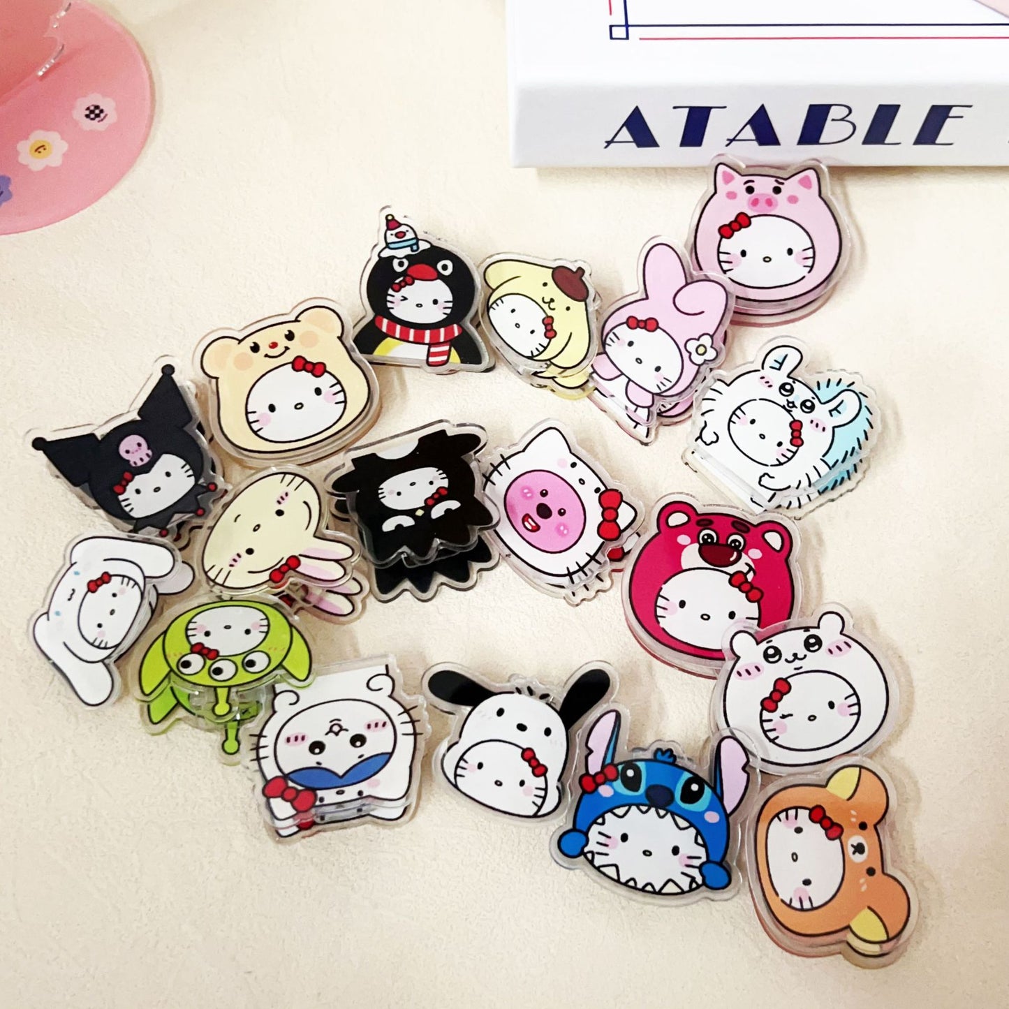 Essential  Cute Cartoon Sticky Clip